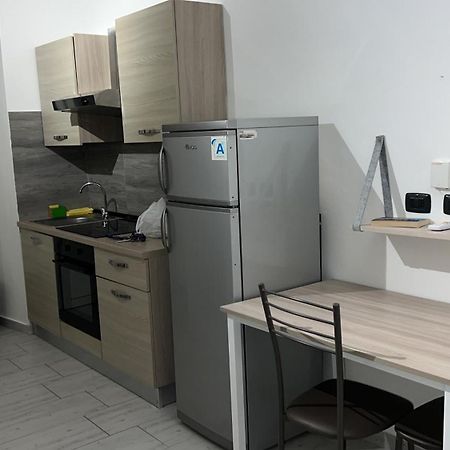 דירות טורינו Bed2Go Brescia מראה חיצוני תמונה