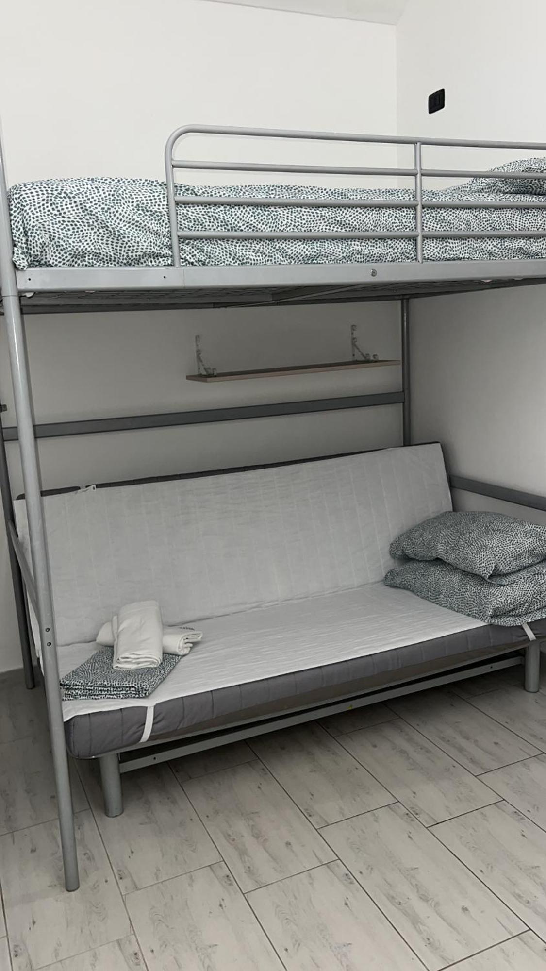 דירות טורינו Bed2Go Brescia מראה חיצוני תמונה